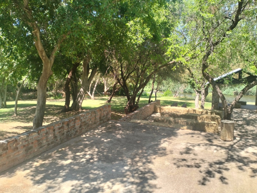 4 Bedroom Property for Sale in Zoutpansdrift A H North West